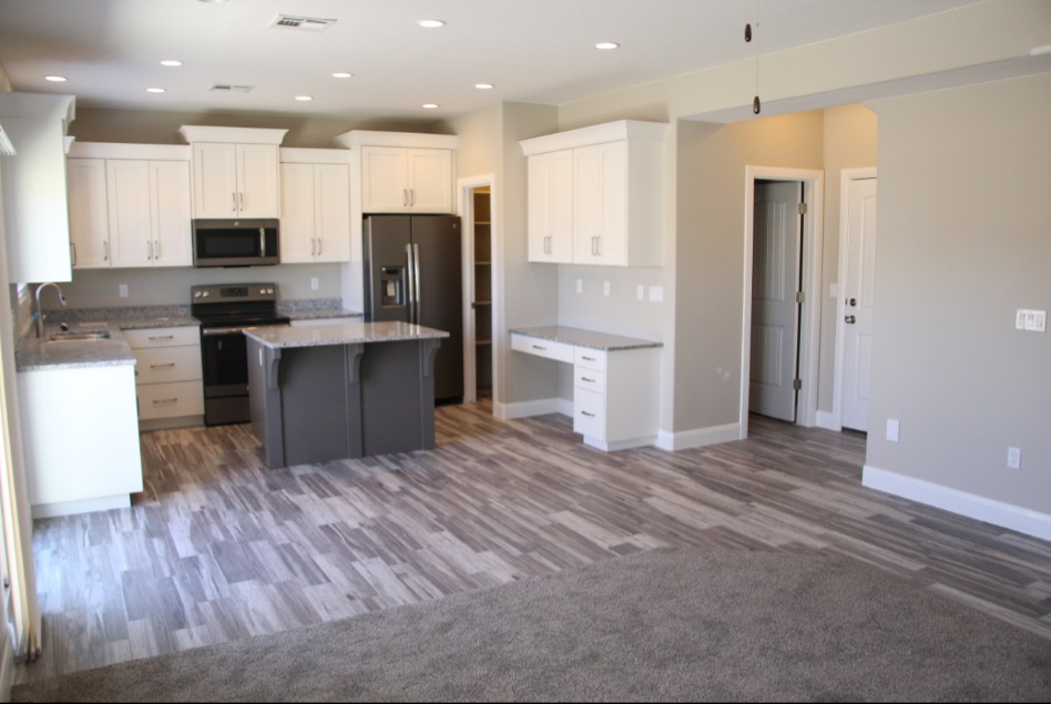 3842 Tuscany Dr #5 - Photo 6 of 36