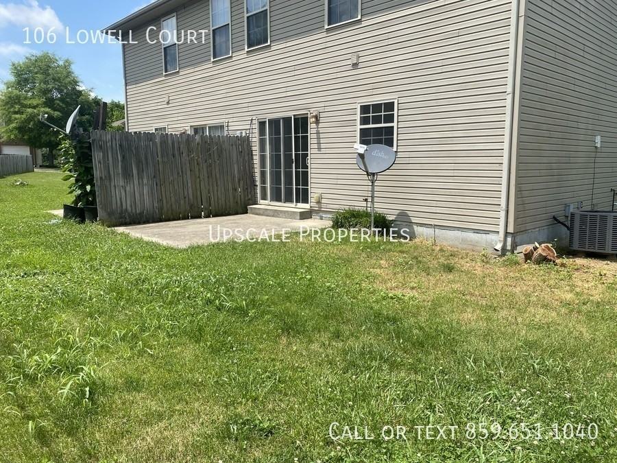 106 Lowell Ct - Photo 3 of 14