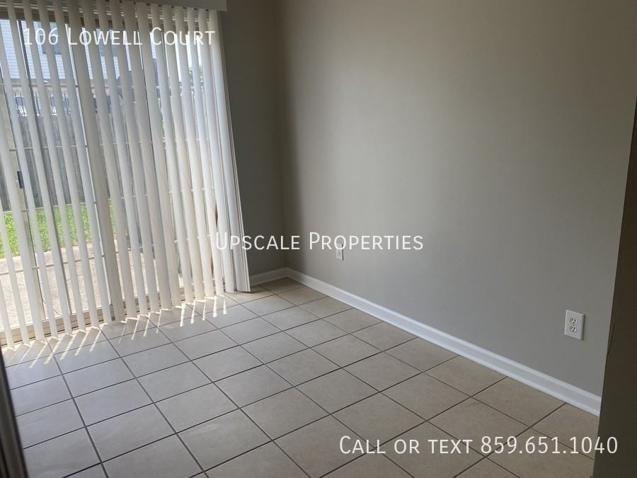 106 Lowell Ct - Photo 6 of 14