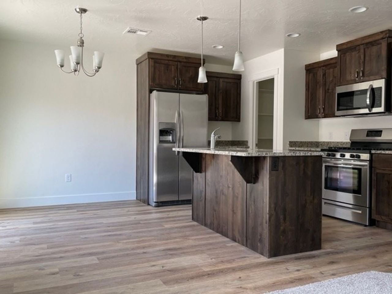 5888 S Fairlane Way - Photo 5 of 21