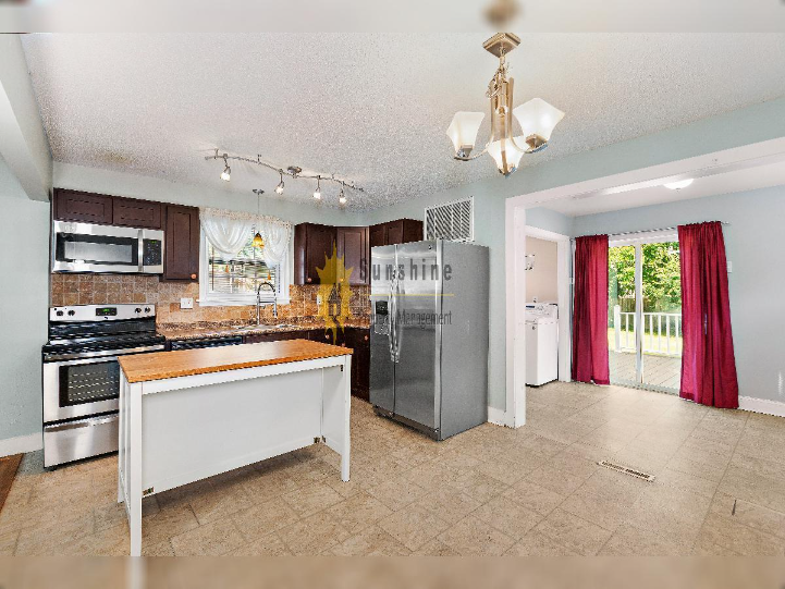 5324 Ashby St - Photo 3 of 9