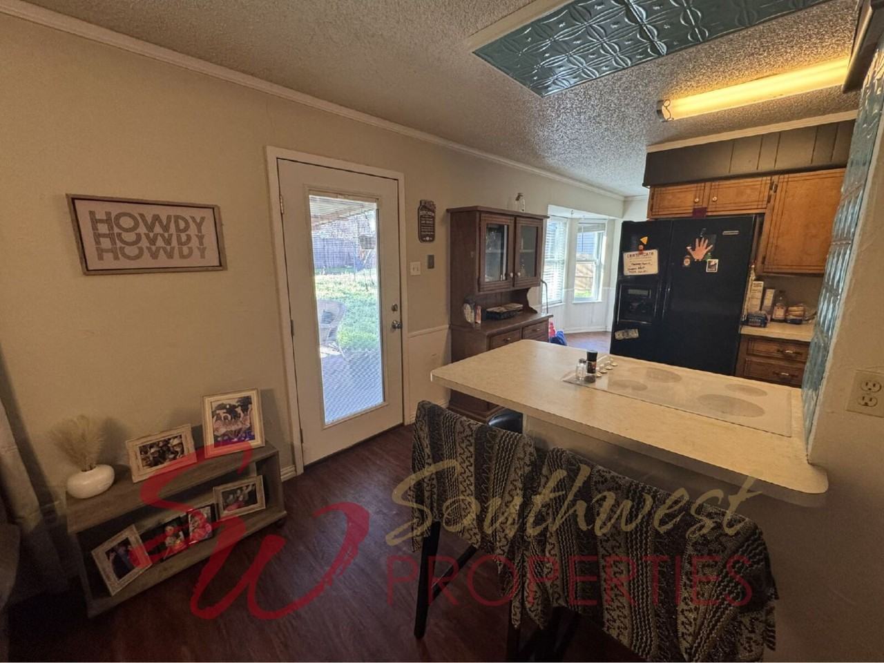 530 S First Ave - Photo 4 of 16