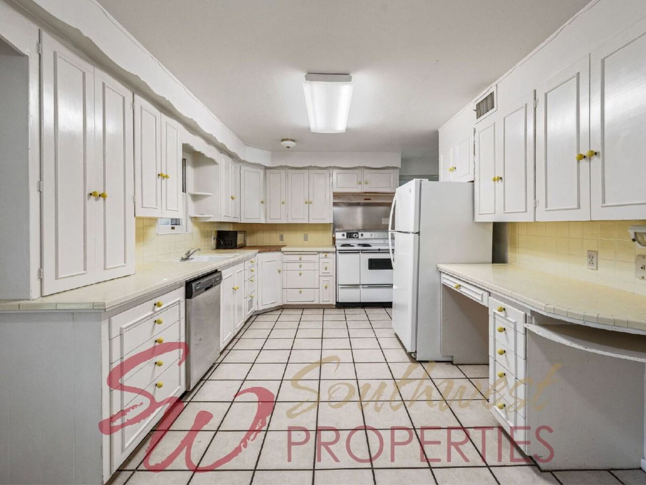 905 W Tarleton St - Photo 3 of 24