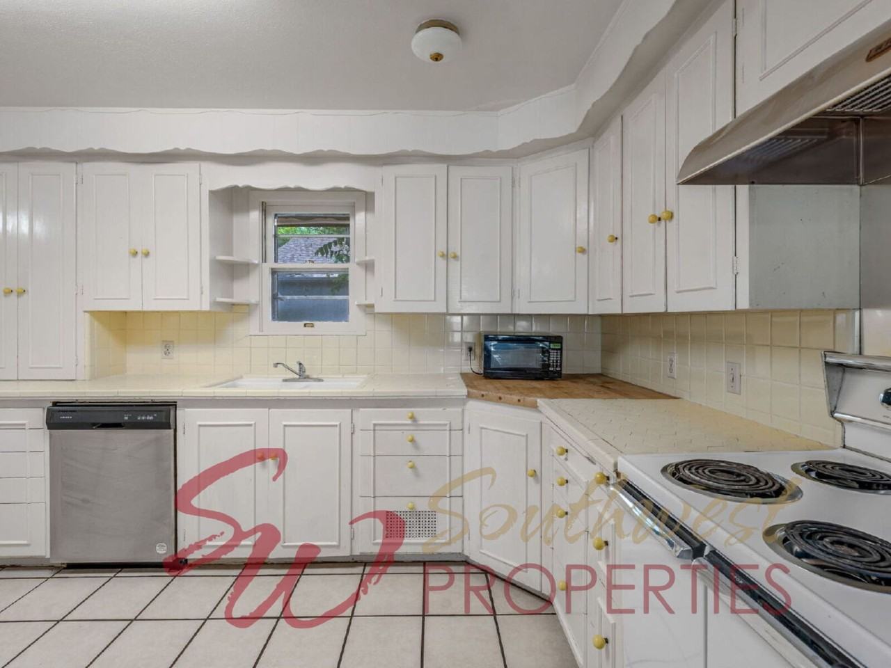 905 W Tarleton St - Photo 5 of 24