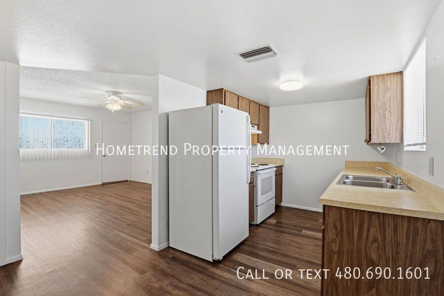 106 S Glenmar Rd #8 - Photo 3 of 18