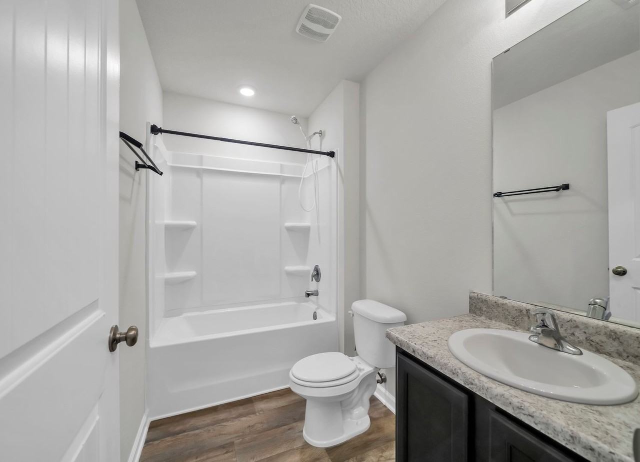 1035 Limpkin St - Photo 4 of 39