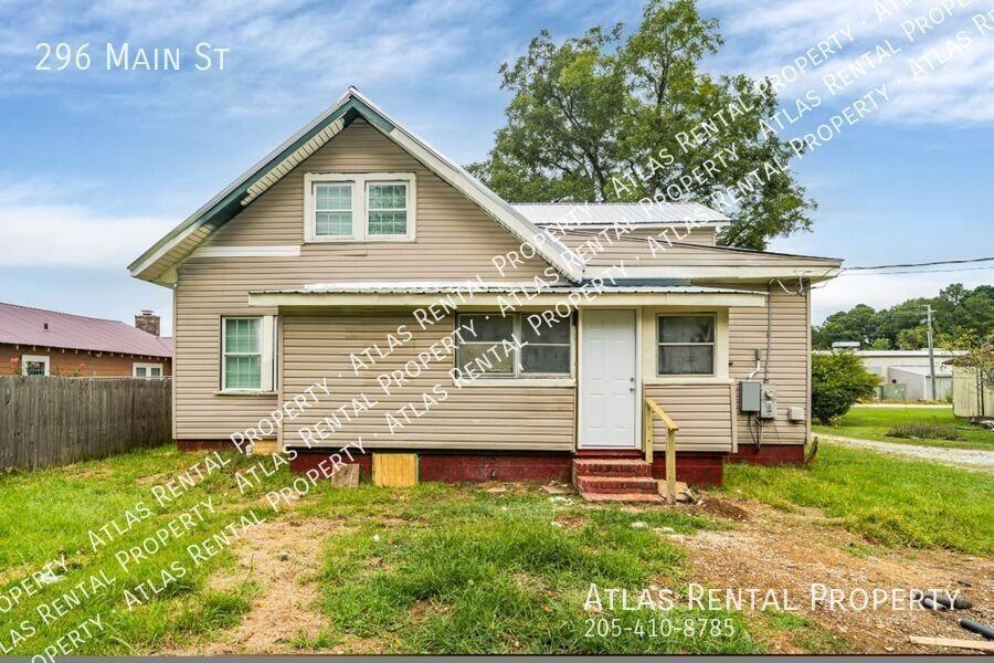 MAIN & - Photo 4 of 21