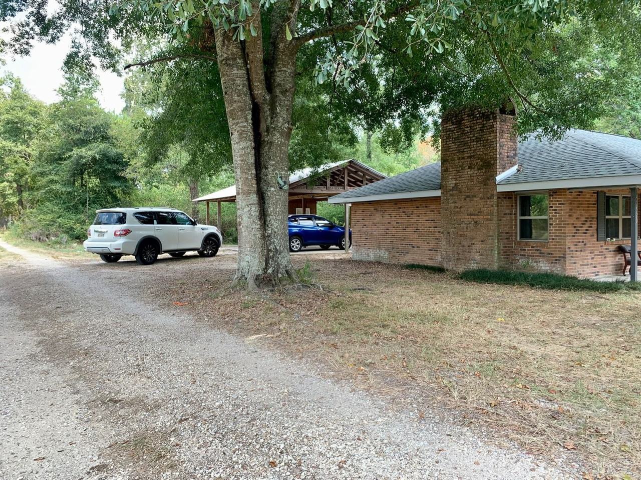 52520 Highway 1065 - Photo 2 of 20