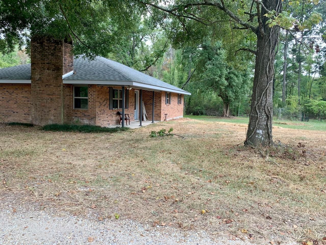 52520 Highway 1065 - Photo 3 of 20