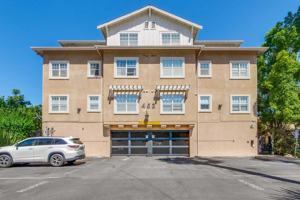 featured image of 453 E Okeefe St #307