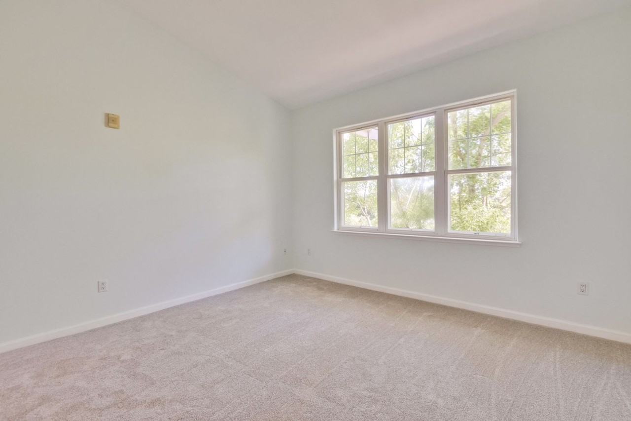 453 E Okeefe St #307 - Photo 7 of 44