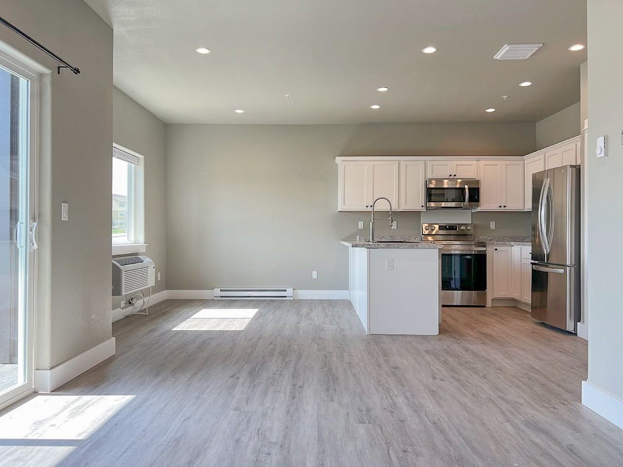 941 Covey Run Rd #201 - Photo 5 of 20