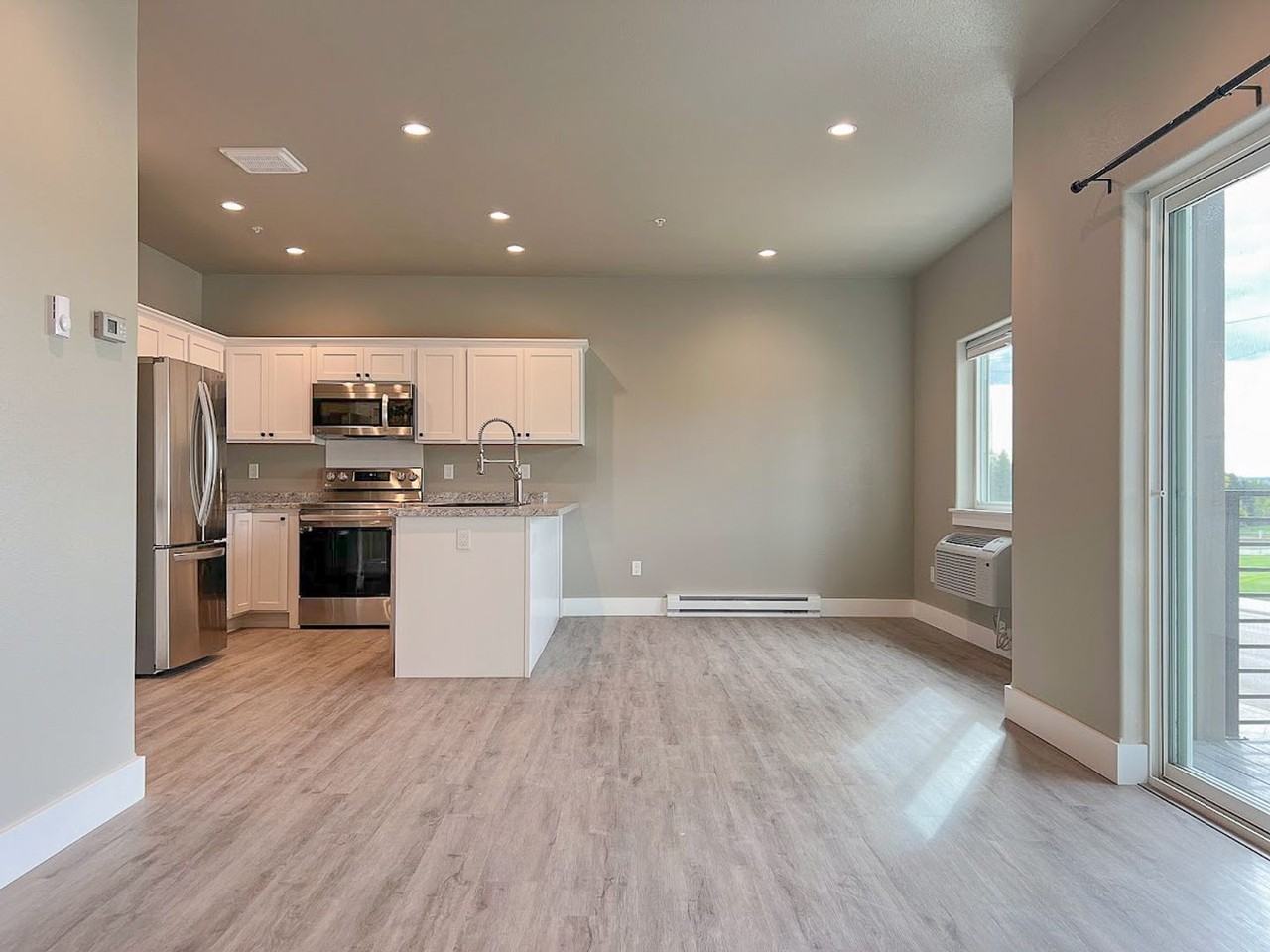 941 Covey Run Rd #204 - Photo 6 of 26