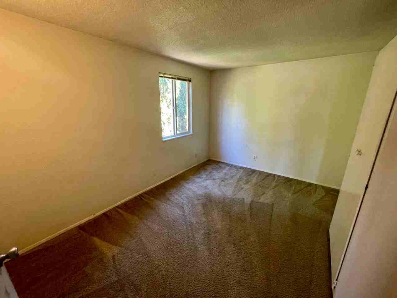 1923 Garden Ave Apt 10 - Photo 7 of 9