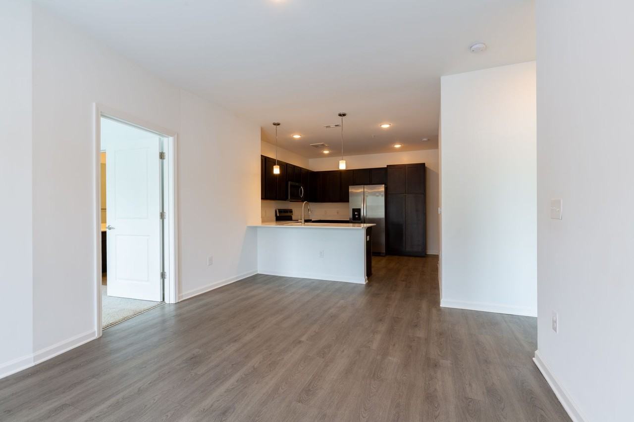 Exchange at Steele Creek - Photo 6 of 8