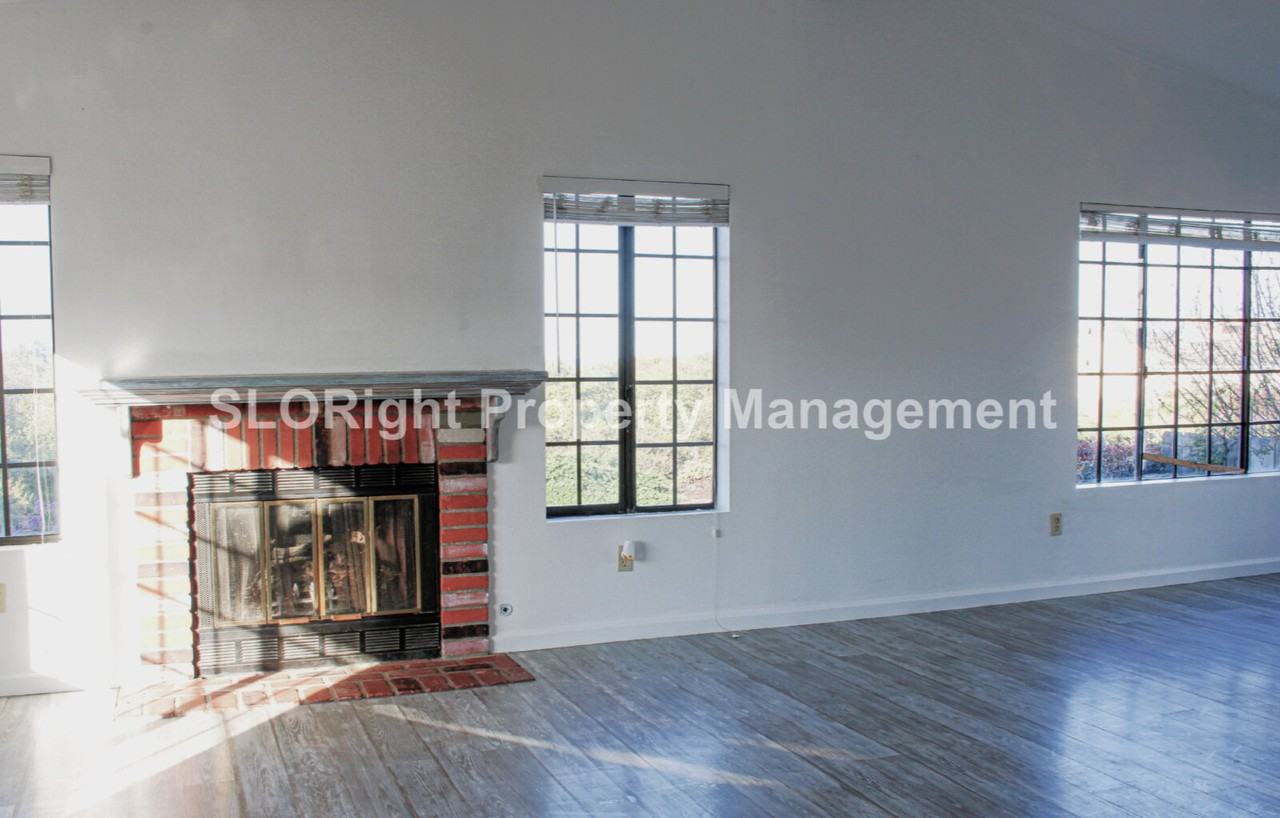 102 Frances Way - Photo 3 of 13