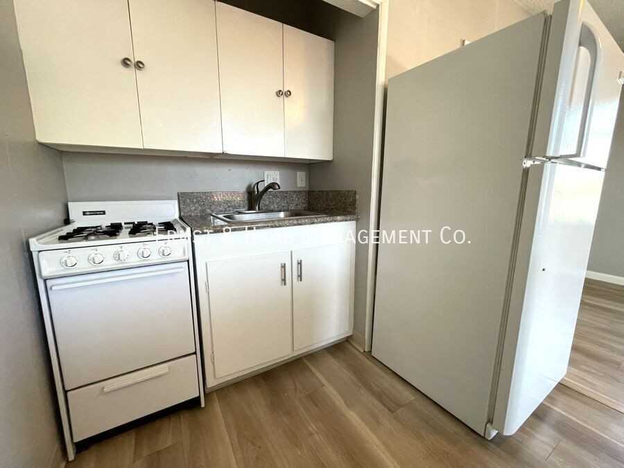 181 Argonne Ave #05 - Photo 4 of 9