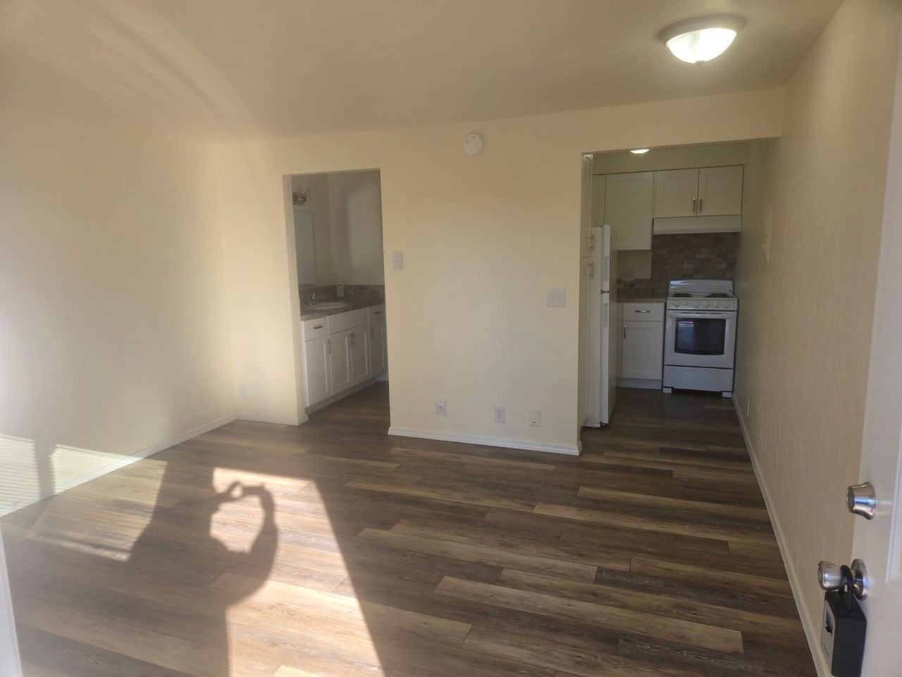 3422 Northwest Ave - Photo 2 of 6