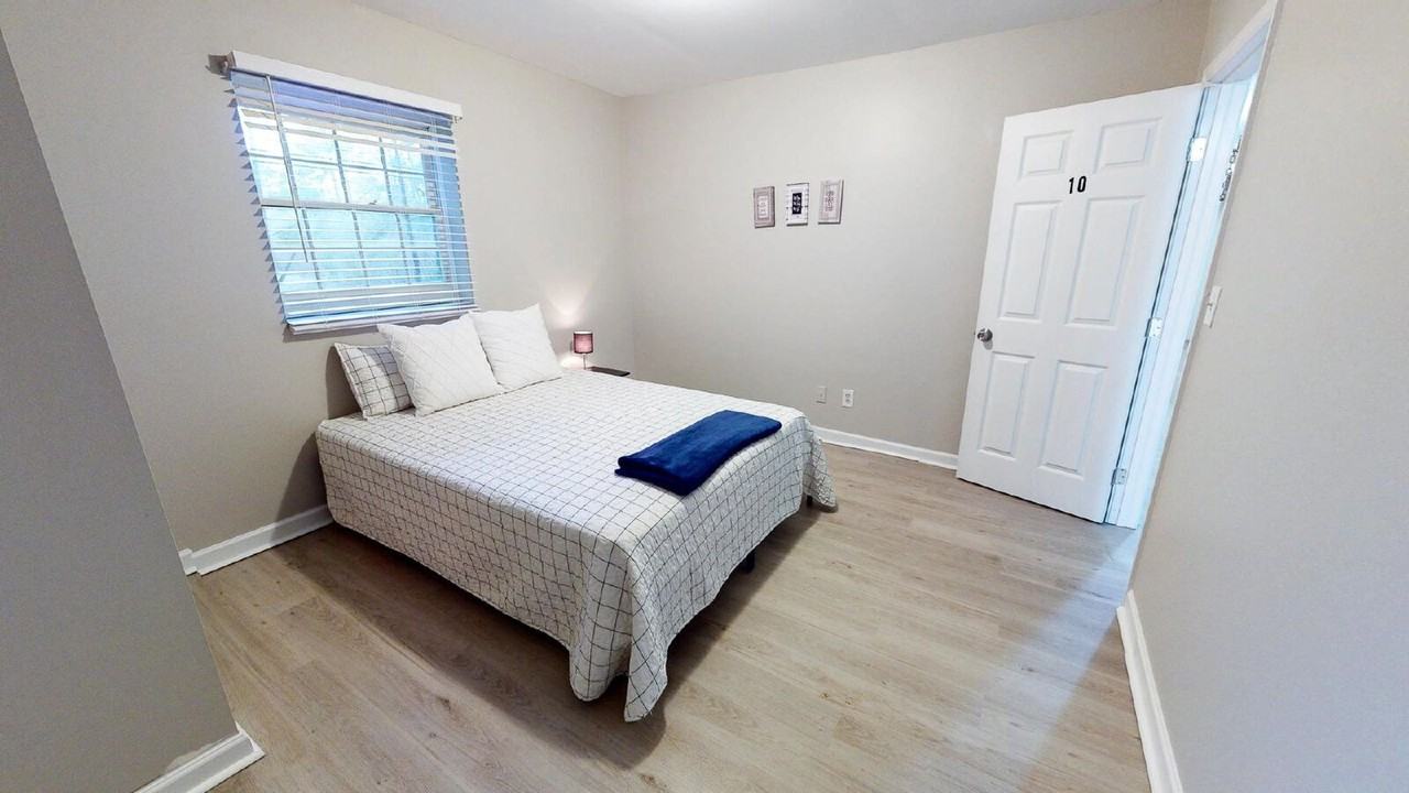 8294 Union Grove Rd - Photo 2 of 28