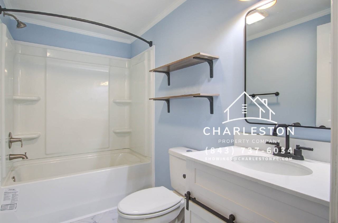 1833 Grover Dr - Photo 5 of 23