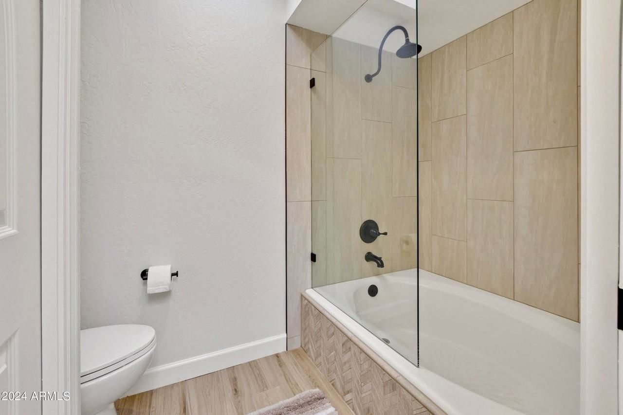 6249 N 78th St #14 - Photo 7 of 12