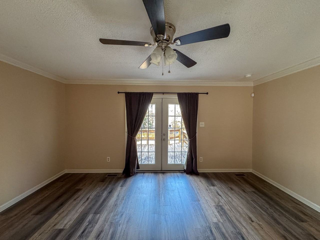 510 Nottingham Dr - Photo 3 of 19