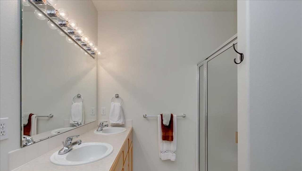 7580 N Dodgin Ave - Photo 6 of 6