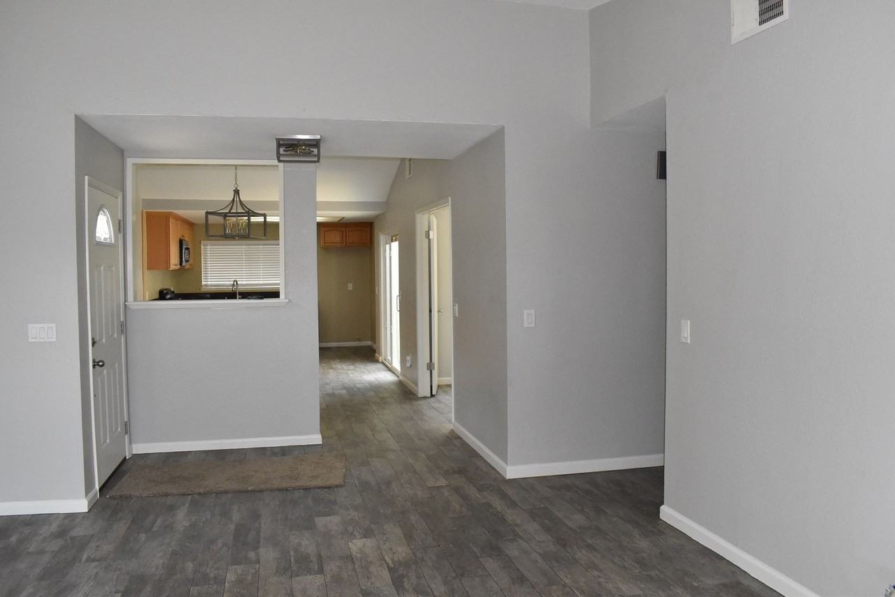 112 Incline Ct - Photo 5 of 14