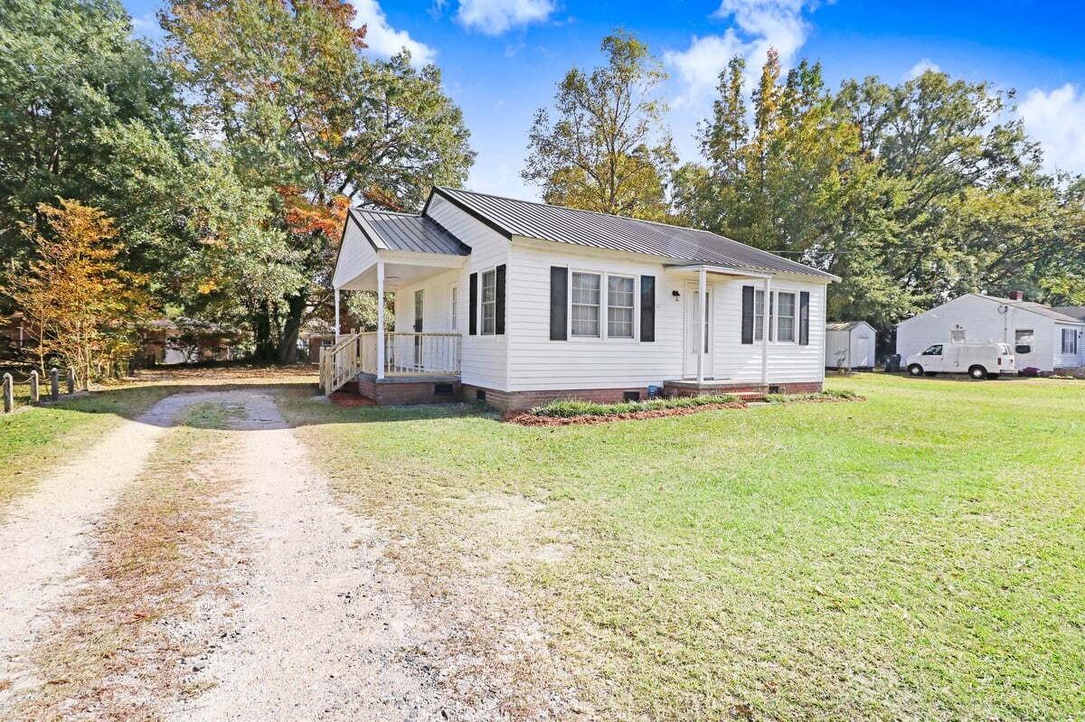 608 S Best St - Photo 2 of 18