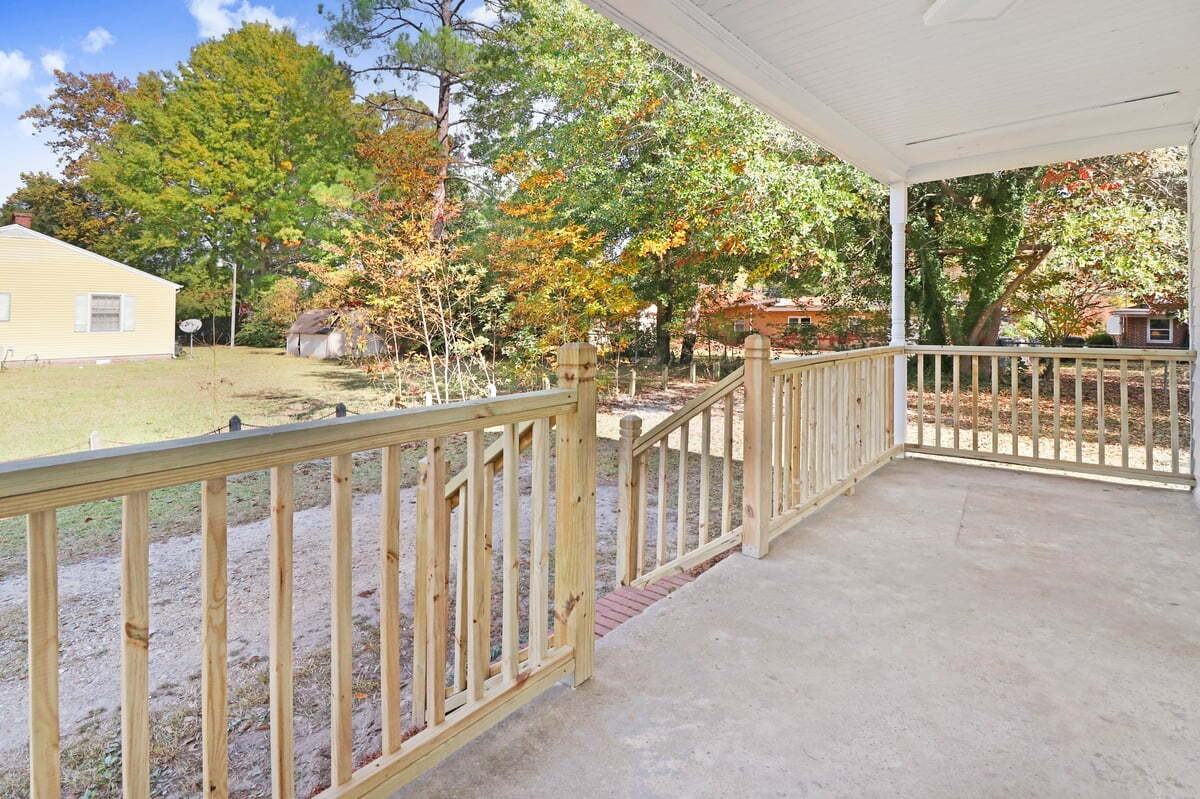 608 S Best St - Photo 6 of 18