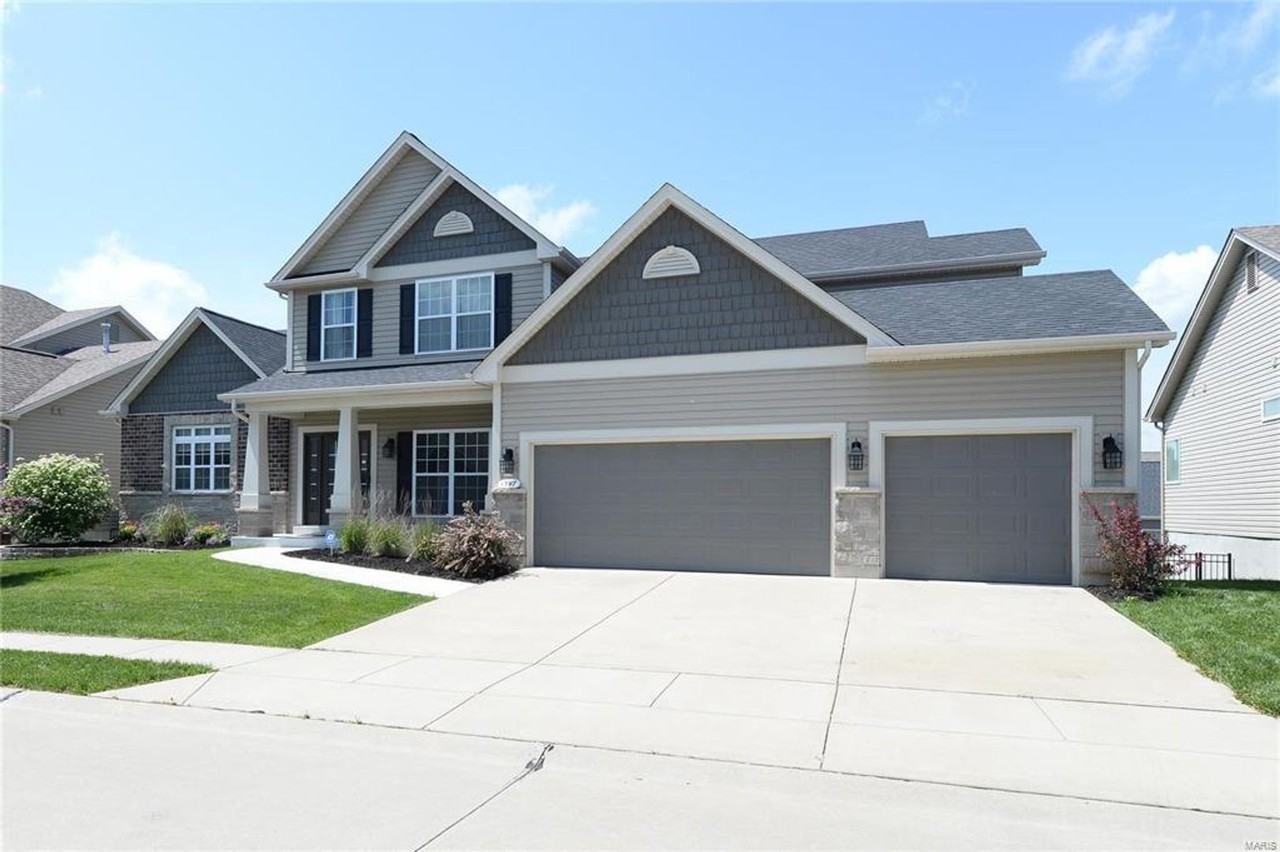 1597 Beckham Ridge Ct - Photo 2 of 42