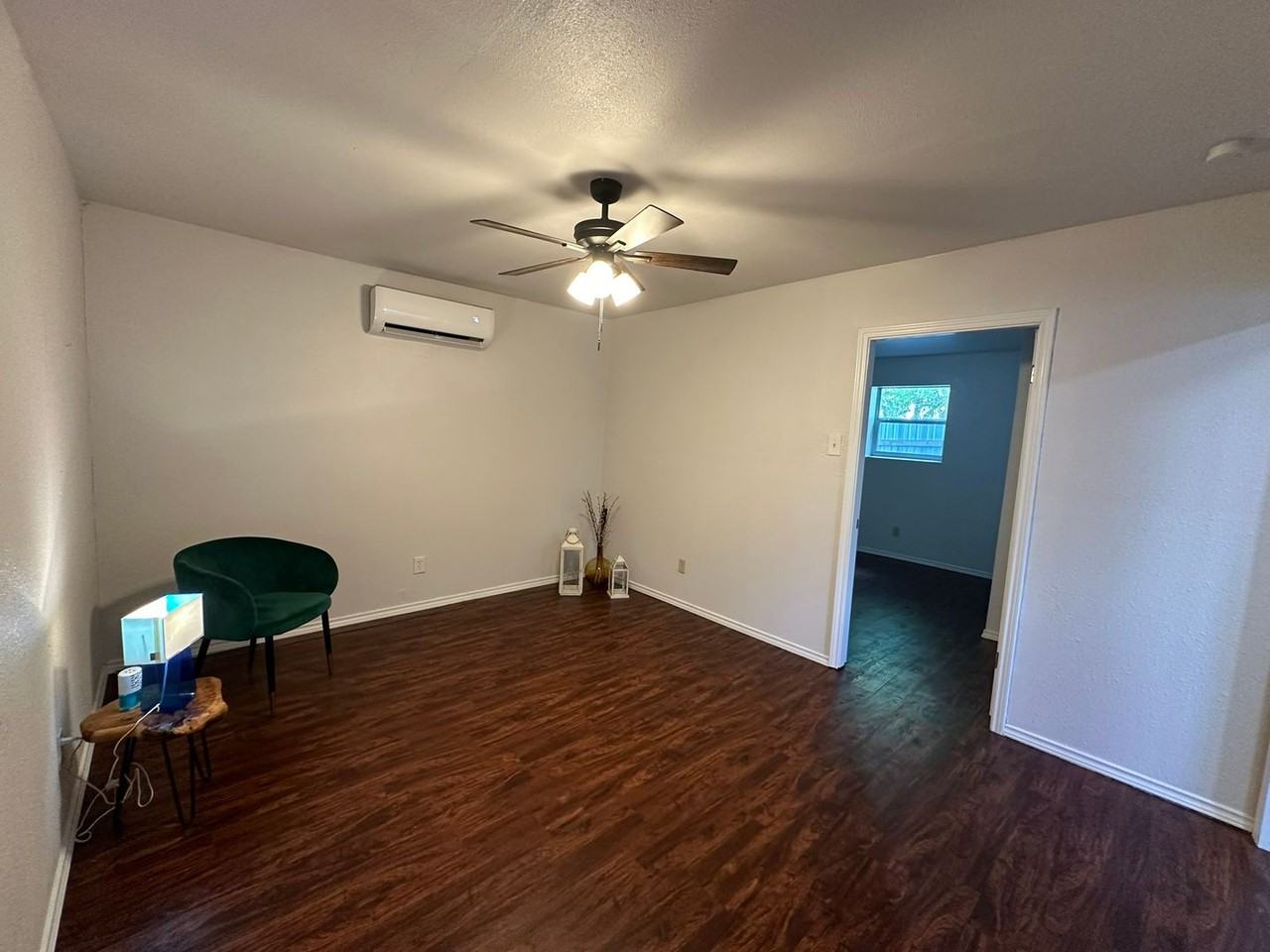 1619 Nolan St #B - Photo 6 of 22