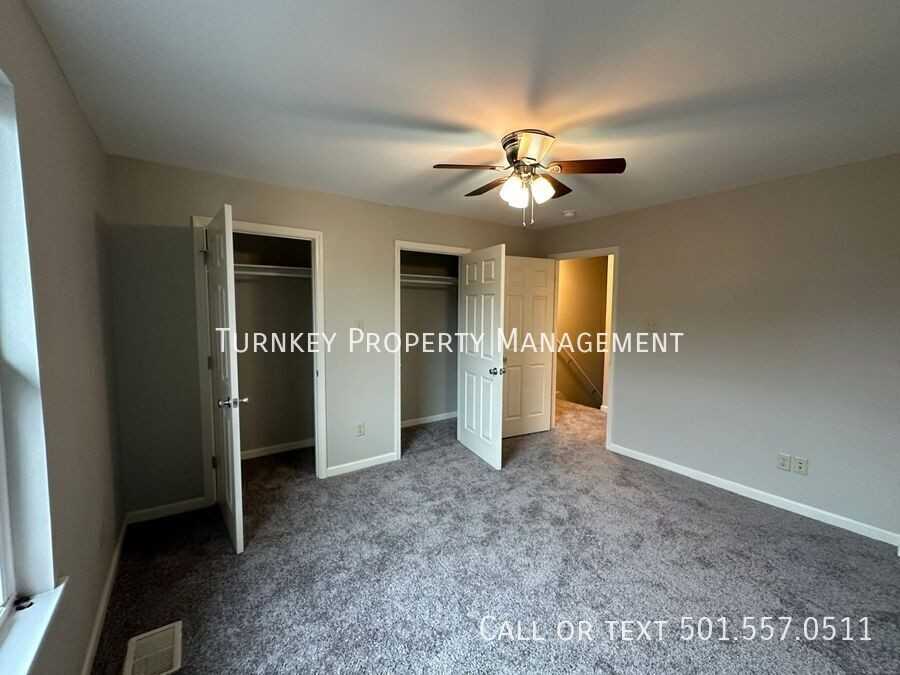 1901 Sanford Dr #4 - Photo 6 of 10