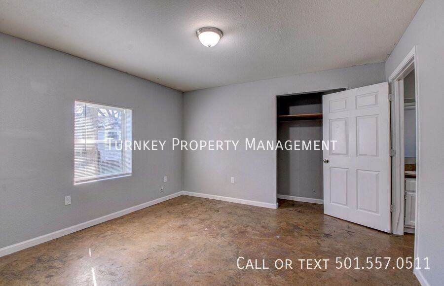 1426 Stanley St #A - Photo 6 of 9