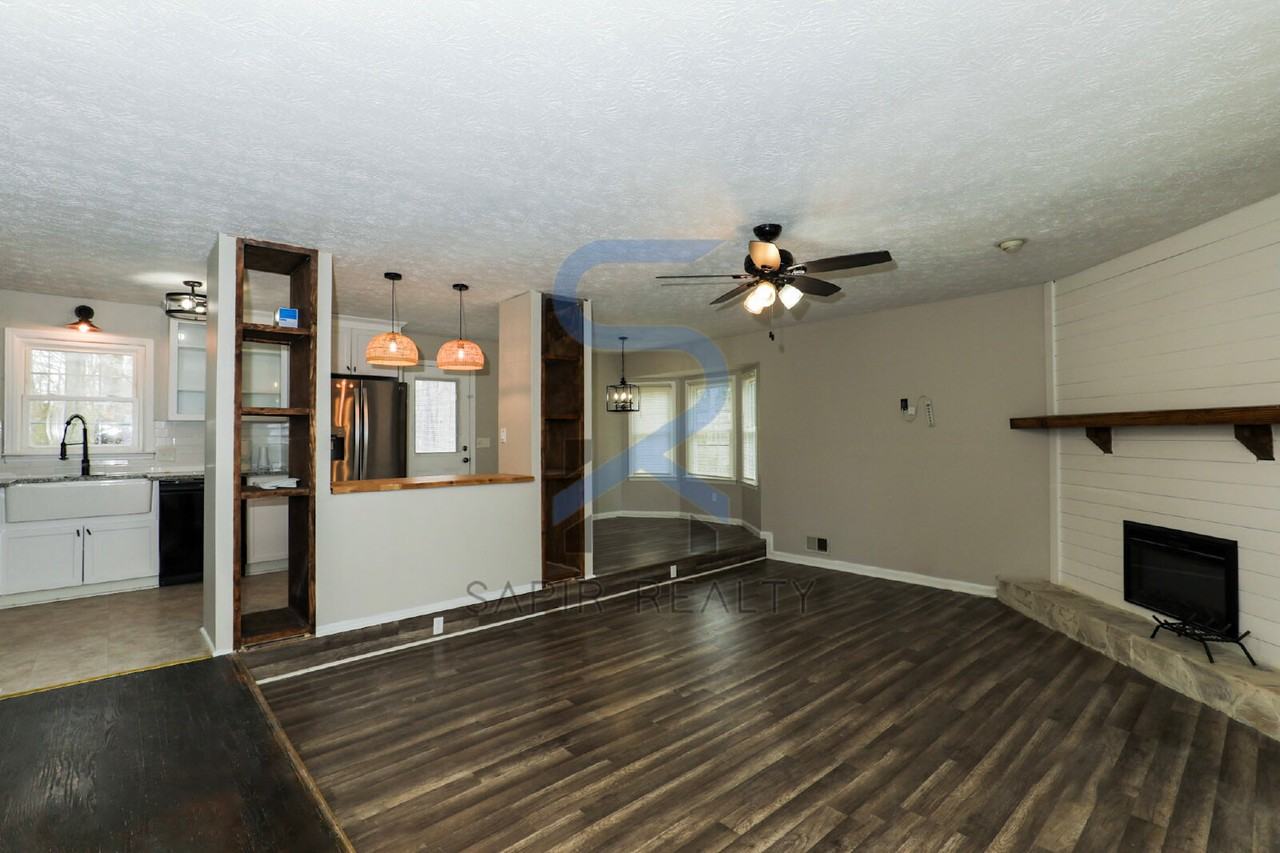 3300 Fall Cir - Photo 3 of 21