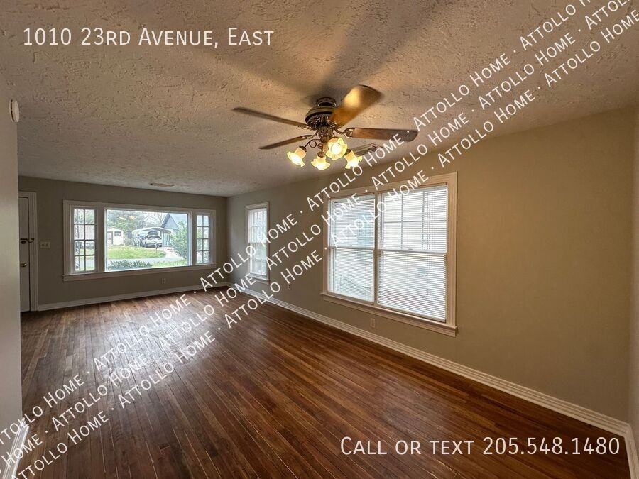 1010 23rd Ave - Photo 5 of 17