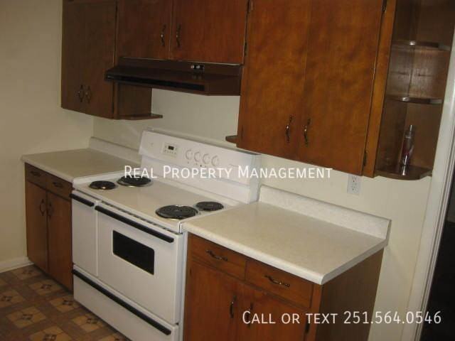 5613 Overlook Rd - Photo 3 of 17