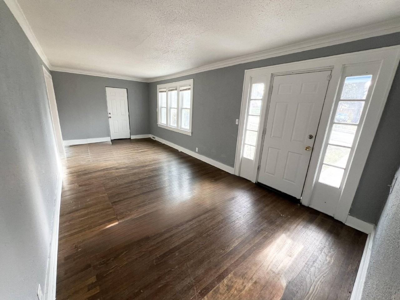 3822 E 68th St - Photo 3 of 16