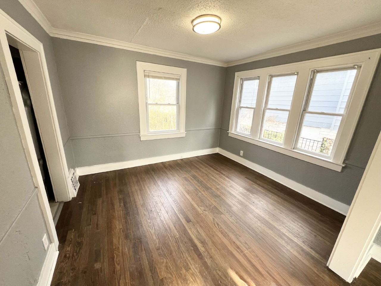 3822 E 68th St - Photo 5 of 16