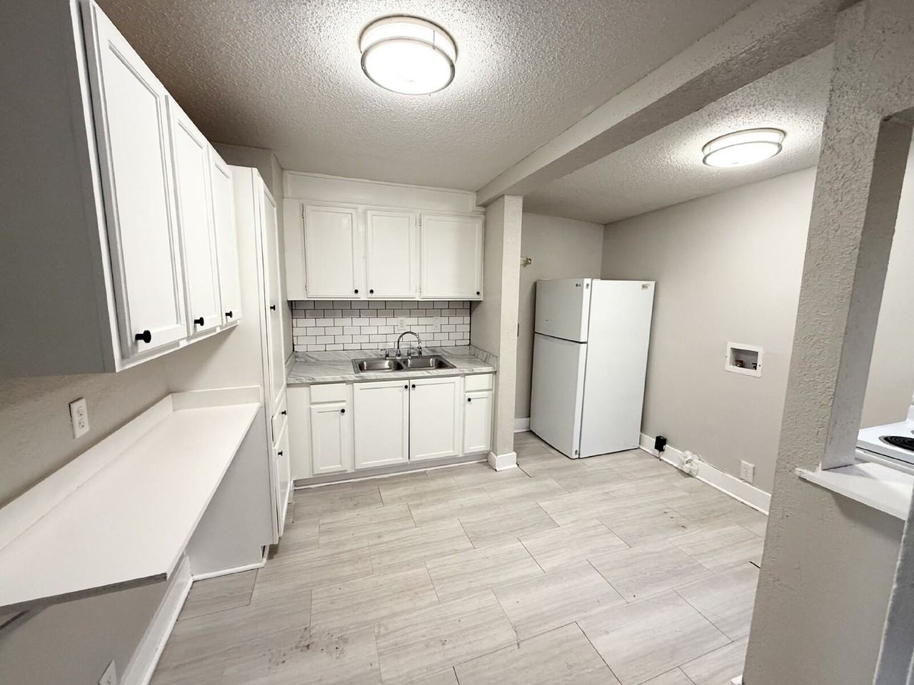 3822 E 68th St - Photo 7 of 16