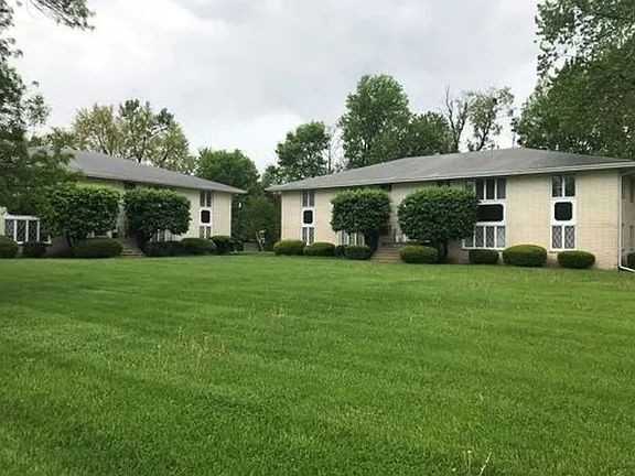 5906 Hickman Rd #6 - Photo 5 of 6