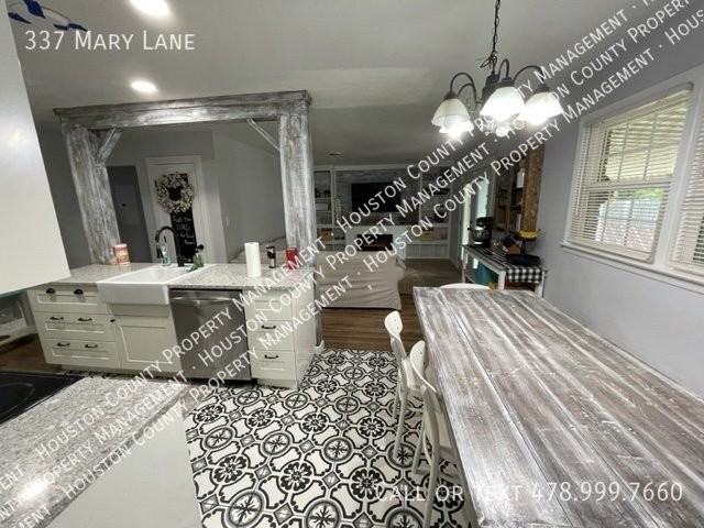 337 Mary Ln - Photo 5 of 7