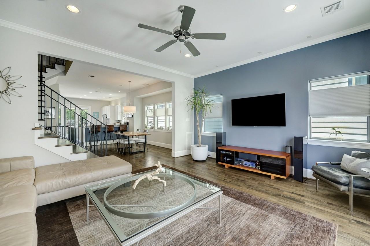 2014 Crockett St - Photo 4 of 36