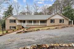 1504 Homestead Rd - Photo 1 of 1