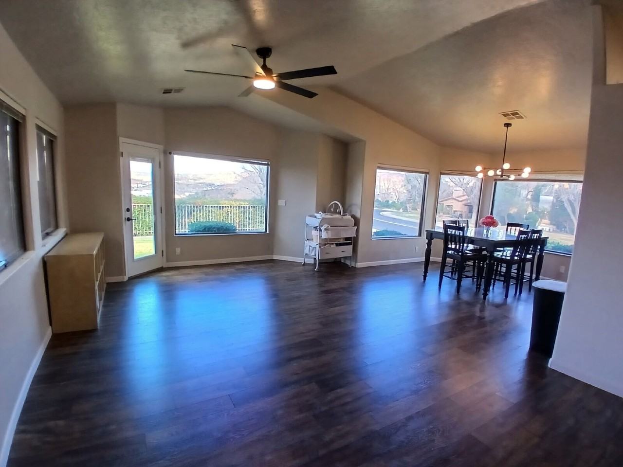 866 W 680 N - Photo 6 of 19