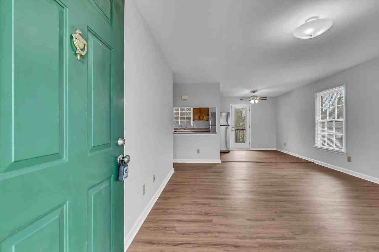 2548 Memorial Drive Ext - Photo 3 of 34