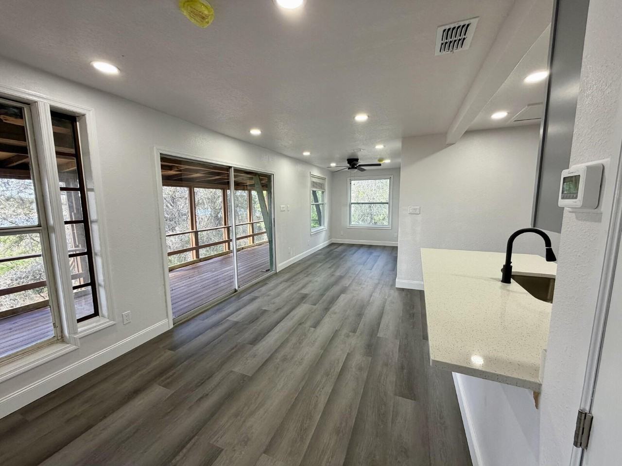 15945 Villa City Rd - Photo 3 of 25