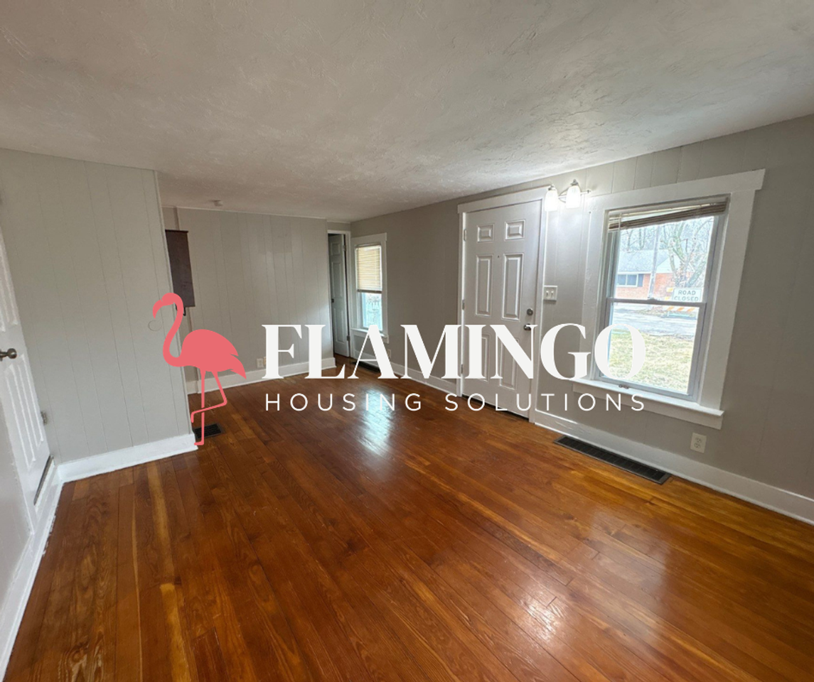 4144 Annapolis Ave - Photo 3 of 12