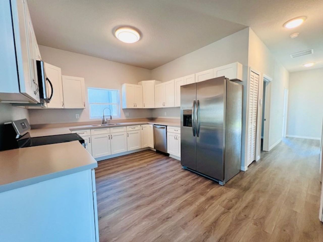 1487 Las Villas Blvd - Photo 6 of 28