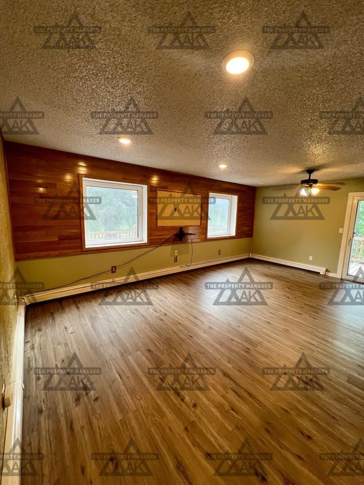 3054 Probert Dr - Photo 3 of 24